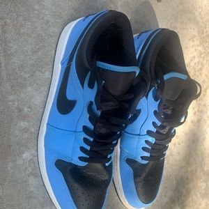 Air Jordan 1 Low, size 11.5